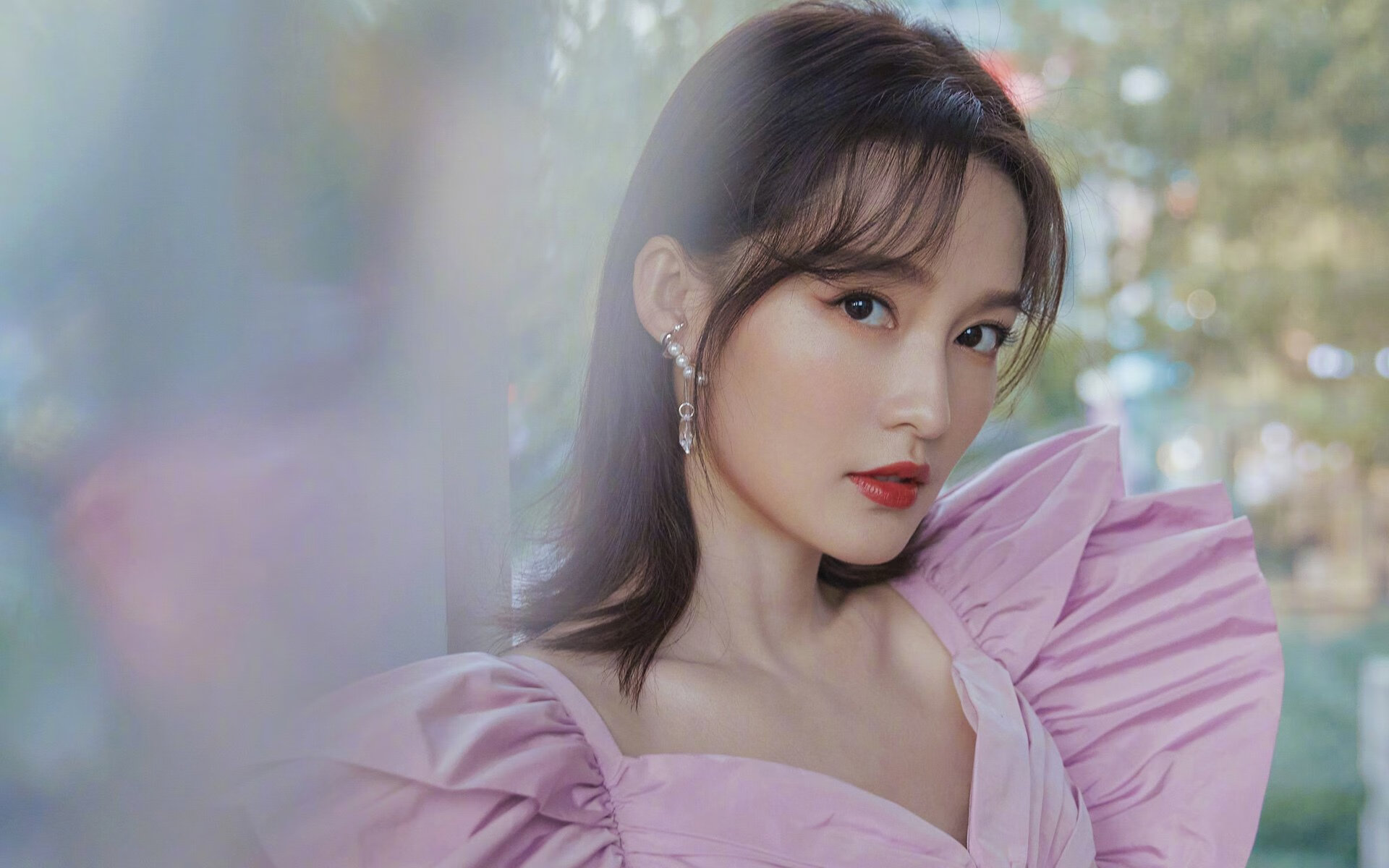 爱游戏体育平台-塞内加尔队前锋马丁内斯在巴黎奥运会上表现出色，马丁内斯踢什么位置