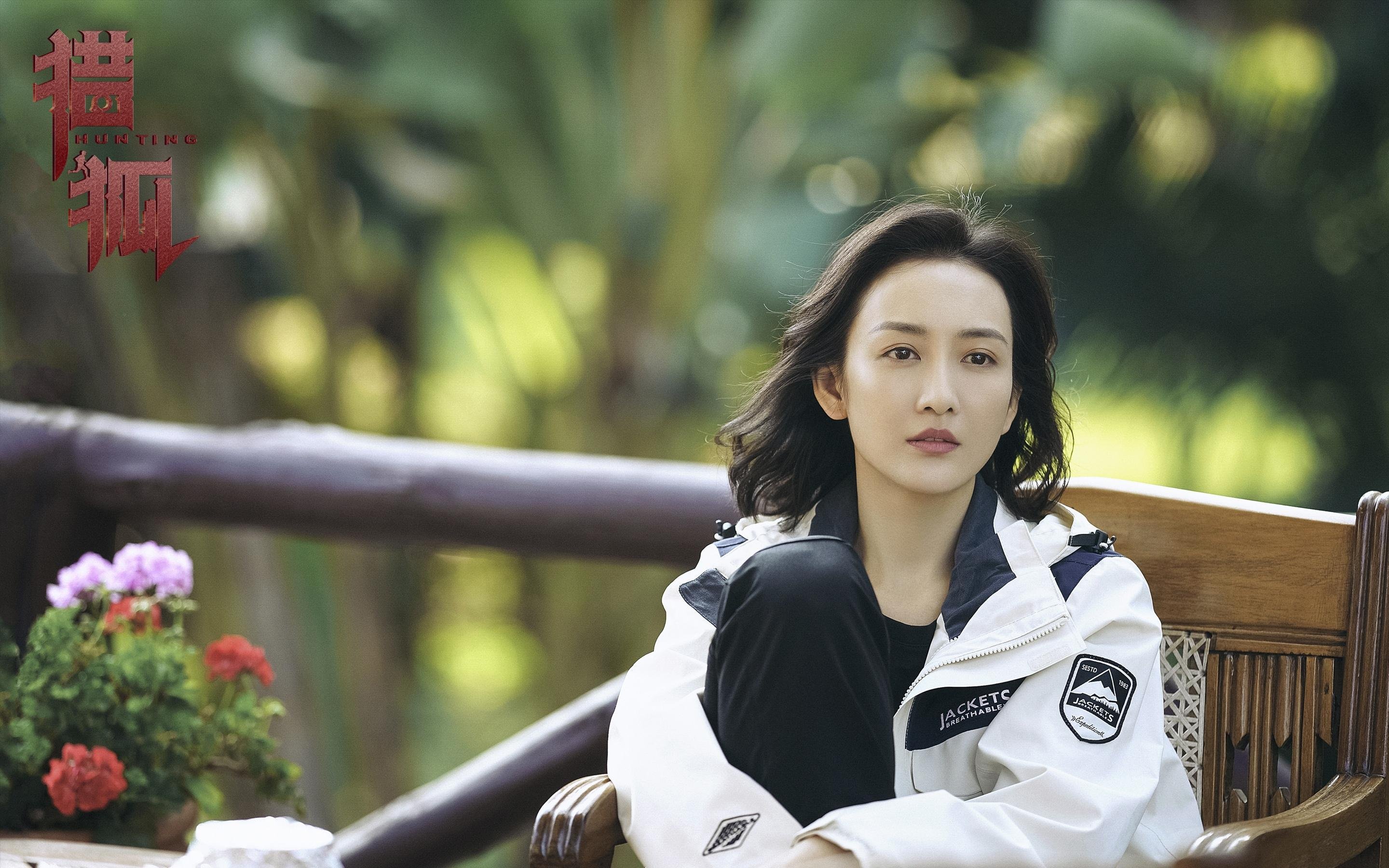 马拉松激情开启，万名跑者奋勇争先，马拉松 现场