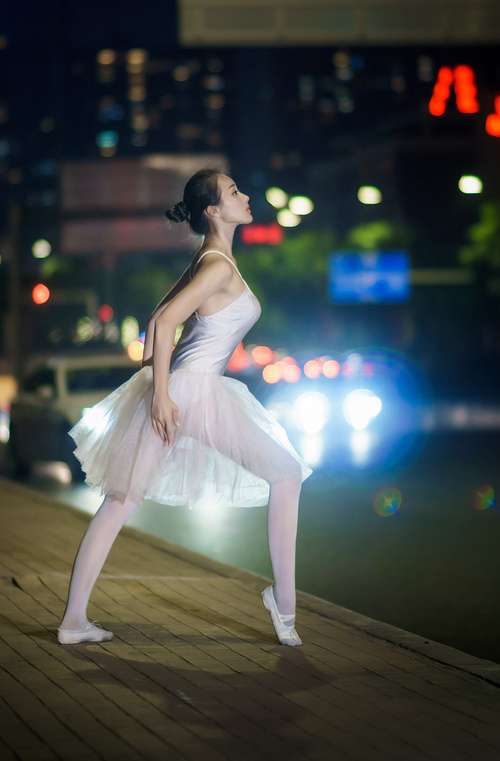 伯明翰城客场战平，保级希望仍存，伯明翰southside