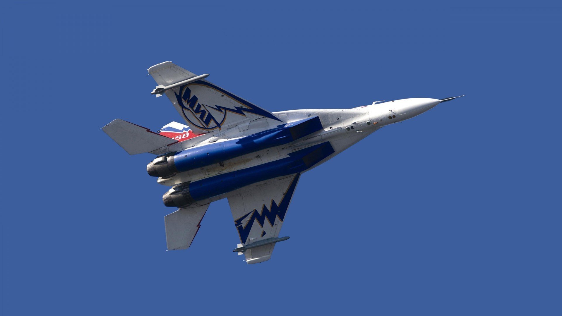 AYX官网-切尔西主场小胜莱斯特城，继续追赶榜首，切尔西对莱斯特