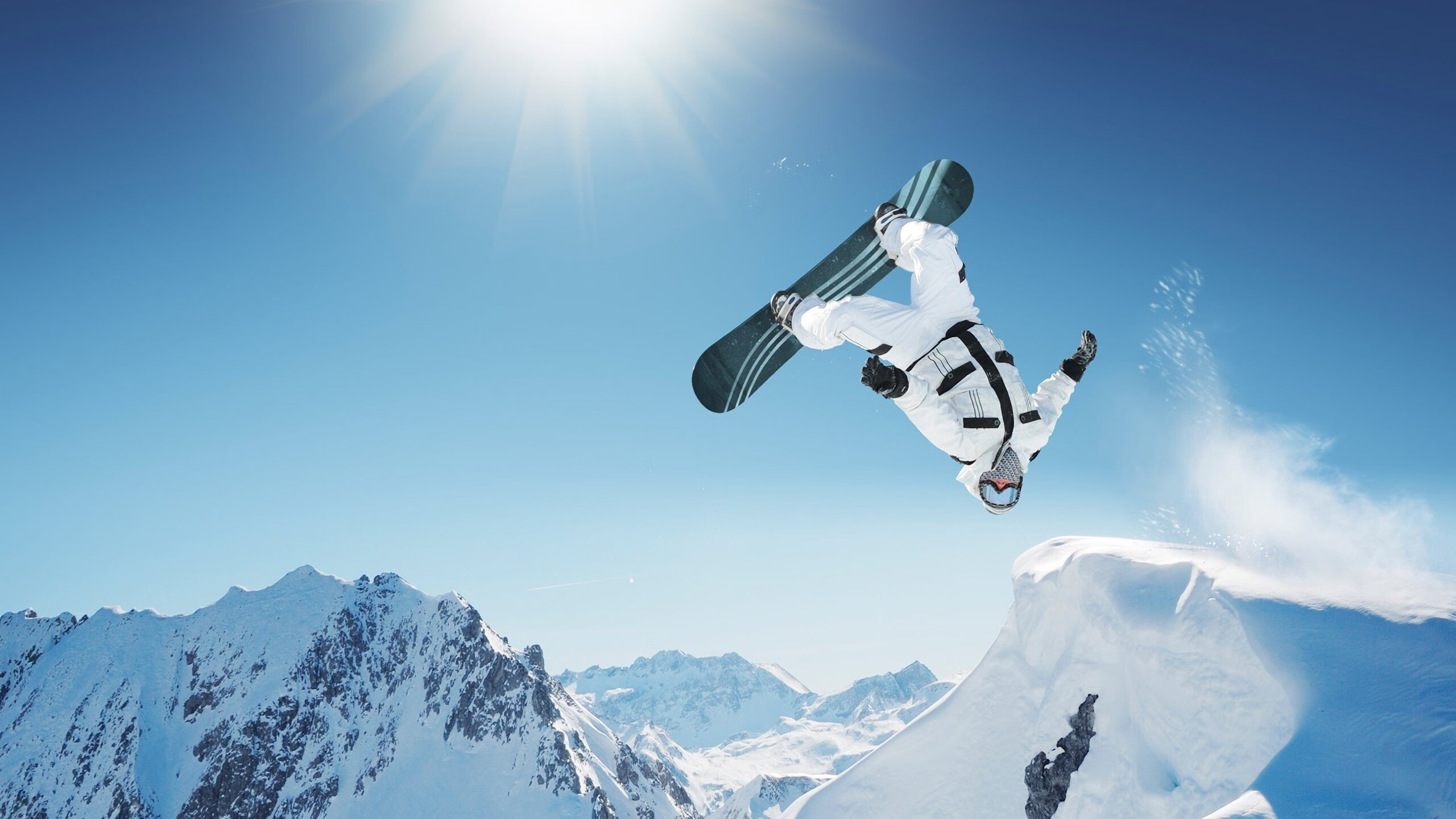 谷爱凌带伤完成动作展现顽强意志,谷爱凌的采访让人看了就想学滑雪